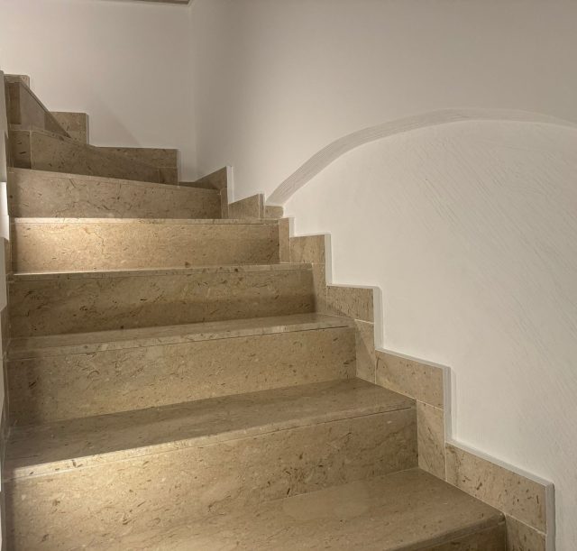 Scala in cemento armato (3)